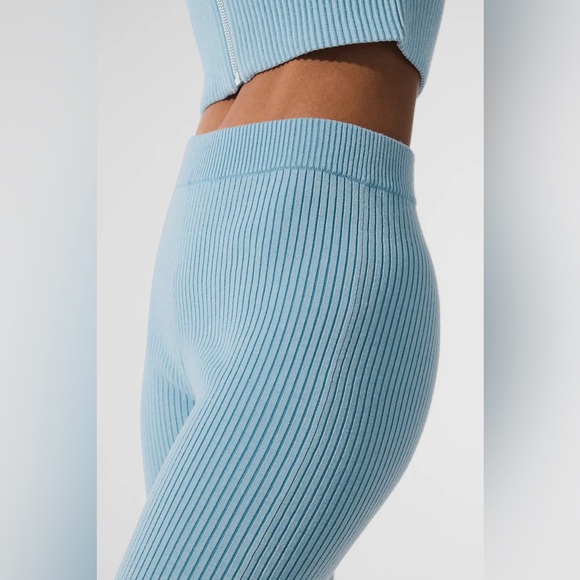 ALO Yoga Pants - NWHT ALO YOGA SOLD OUT DENIM KNIT LEGGINGS